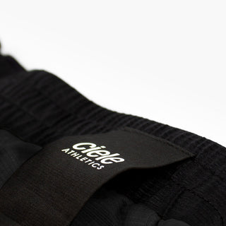 detail view of a detail loop of the ciele athletics lightweight, race ready and performance driven short named RDShort in shadowsphinx color