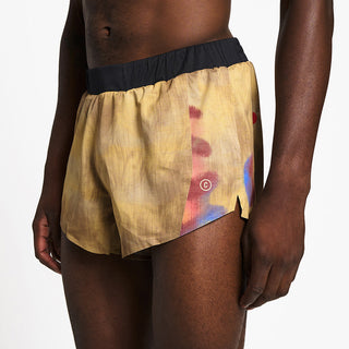close front view of the ciele athletics lightweight, race ready and performance driven short named RDShort in sphinx color, on a model