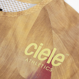 close up of the printed logo detail of the ciele athletics lightweight, race ready and performance driven T-Shirt named RCDTShirt in sphinx color